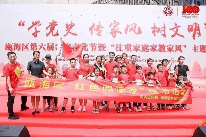 推荐点适合一个人静静的听的歌游戏画面